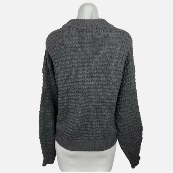 Universal Thread Textured Gray Sweater - Picture 7 of 7